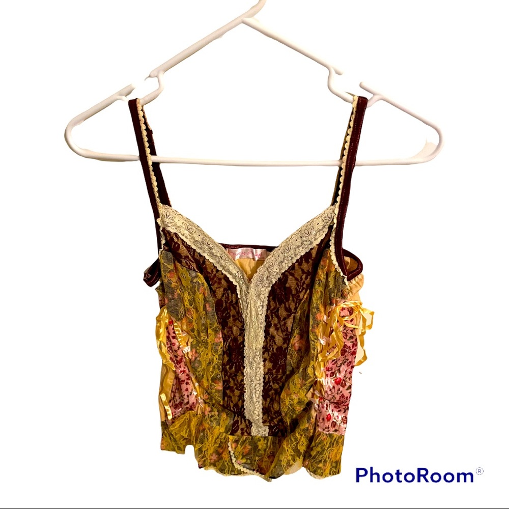 NWOT Cute Floral Top